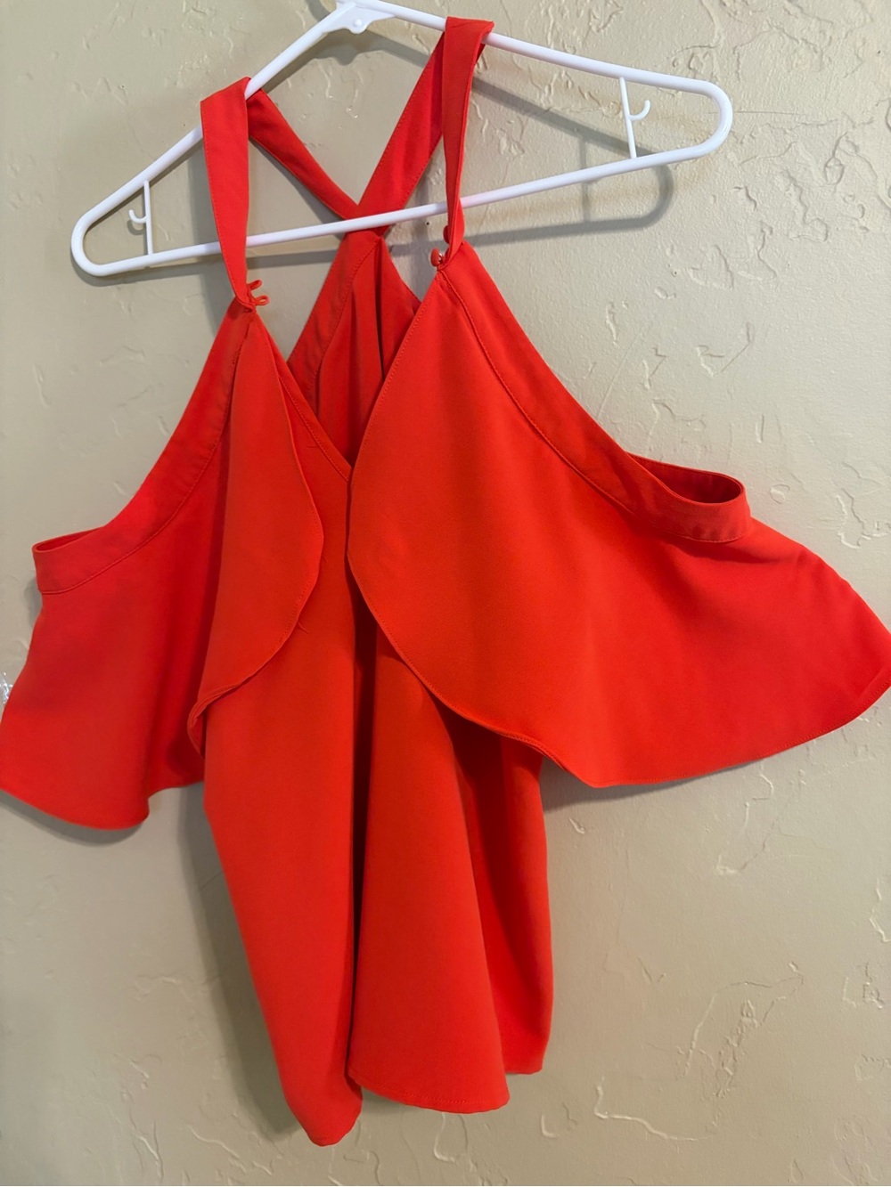 vibrant orange/coral cold-shoulder halter top from the brand SUGAR lips. Sz med